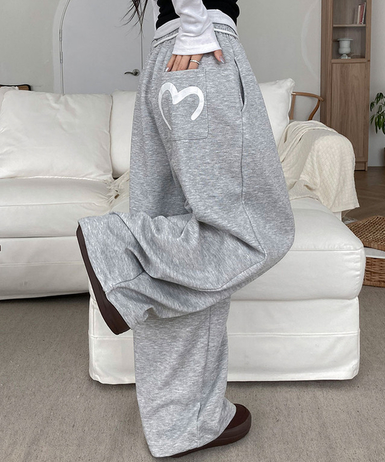 유렌 스트랩 하트 나염 백포켓 와이드 트레이닝 팬츠 그레이