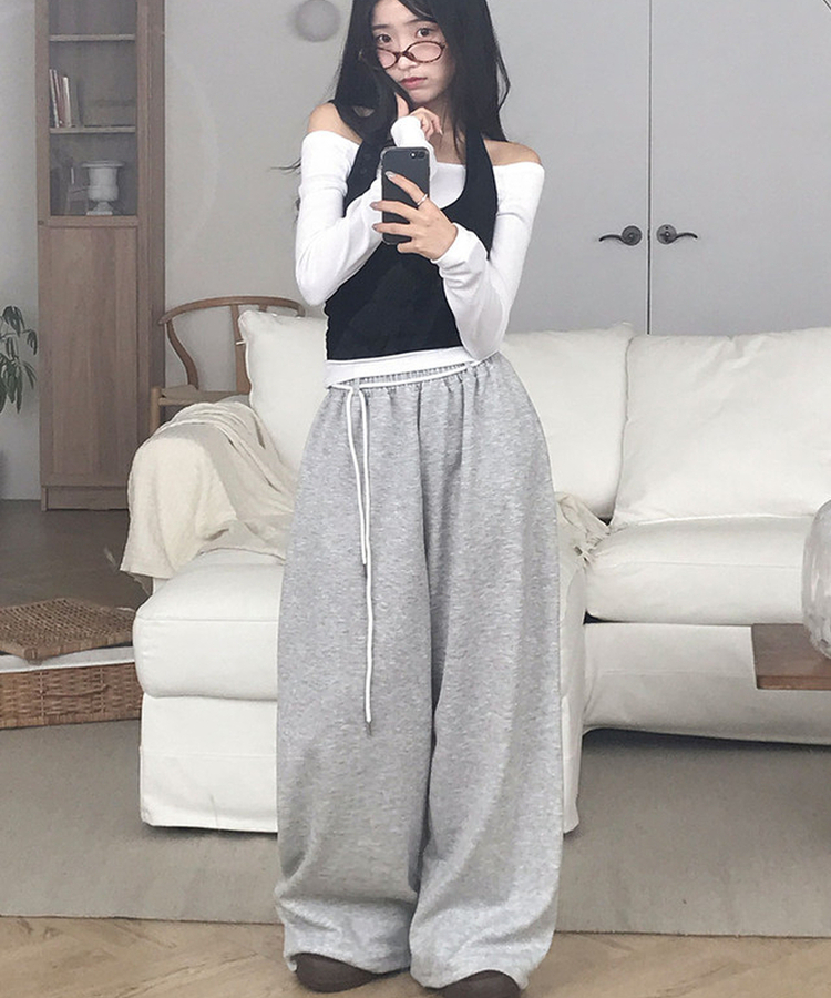 유렌 스트랩 하트 나염 백포켓 와이드 트레이닝 팬츠 그레이