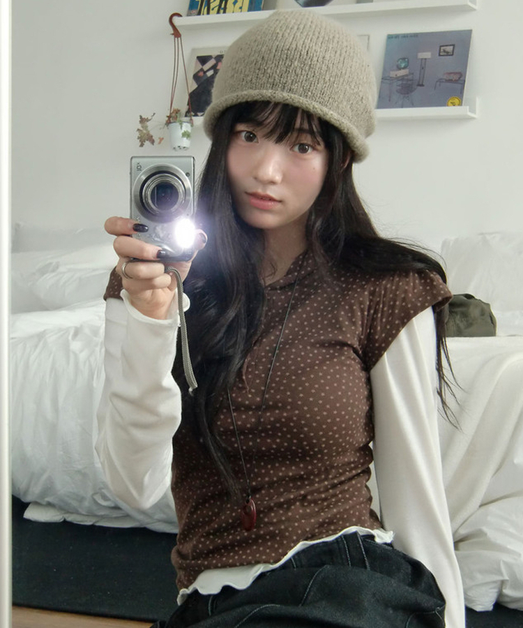 무코 미니 스타 헨리넥 반팔 퍼프소매 후드 레이어드 티셔츠 브라운