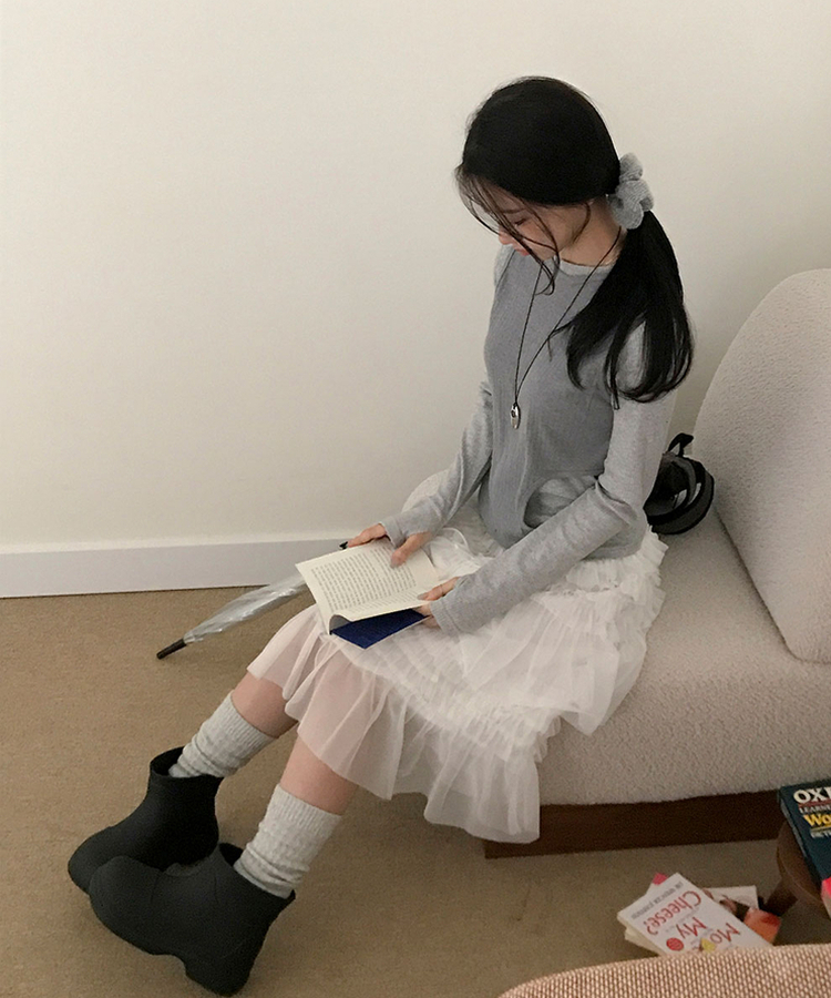 고트 레이어드 일체형 펀칭 골지 긴팔 티셔츠 그레이