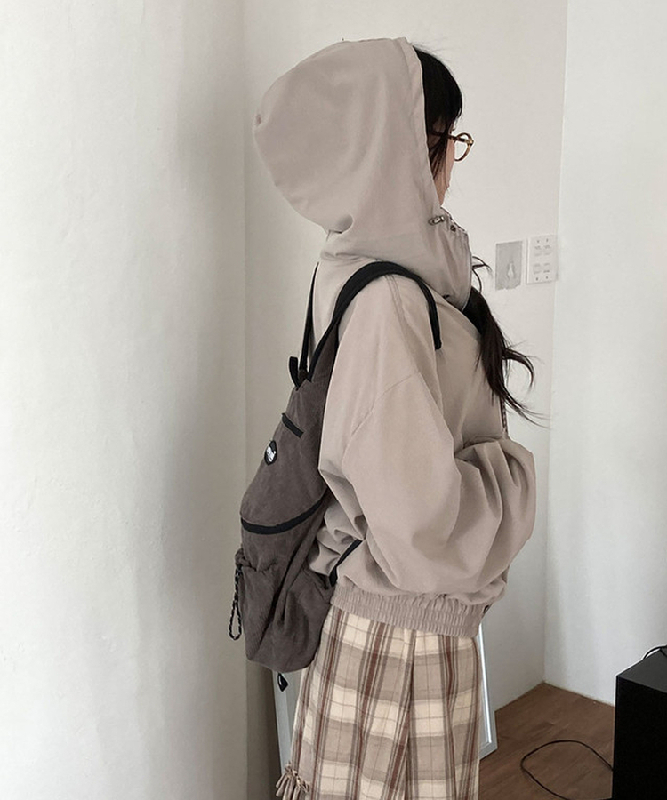 토토로 체크 배색 루즈핏 바람막이 후드 점퍼 라이트베이지