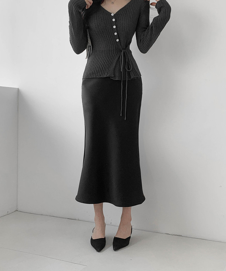 サテンマーメイドロングスカート BLACK