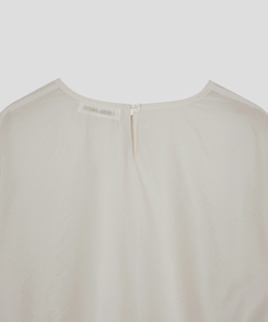 シースルーラップブラウス