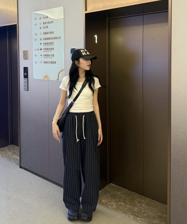 ピンストライプドロストワイドパンツ NAVY