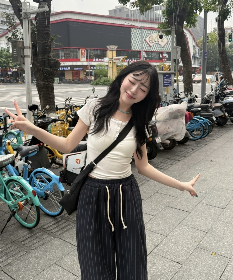 ピンストライプドロストワイドパンツ NAVY