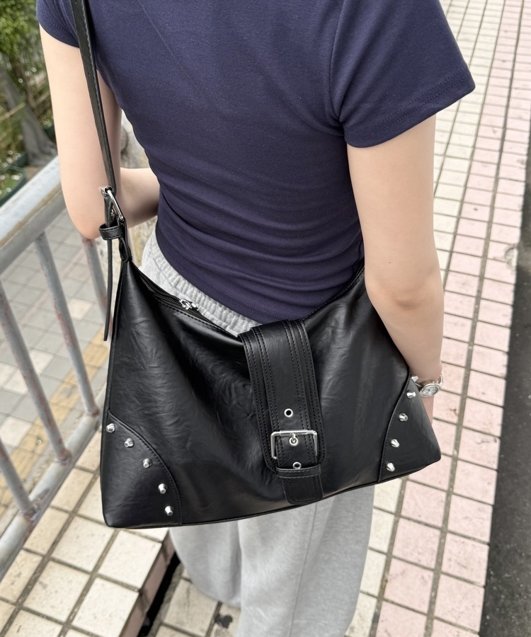 スタッズベルトショルダーバッグ BLACK