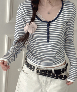 ボタンネックボーダー長袖Tシャツ NAVY