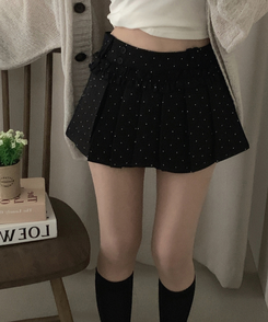 ドットフリルミニスカートパンツ BLACK