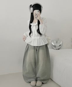 미벨리본프릴사선버튼카라벌룬핏블라우스 화이트