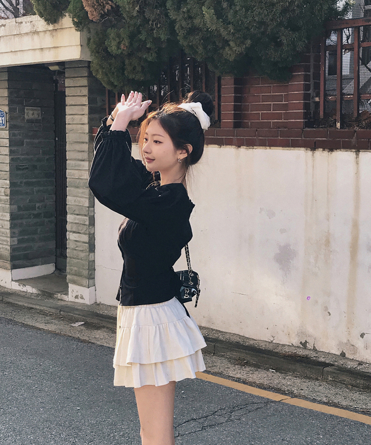 フリルネックオフショルダーブラウス BLACK