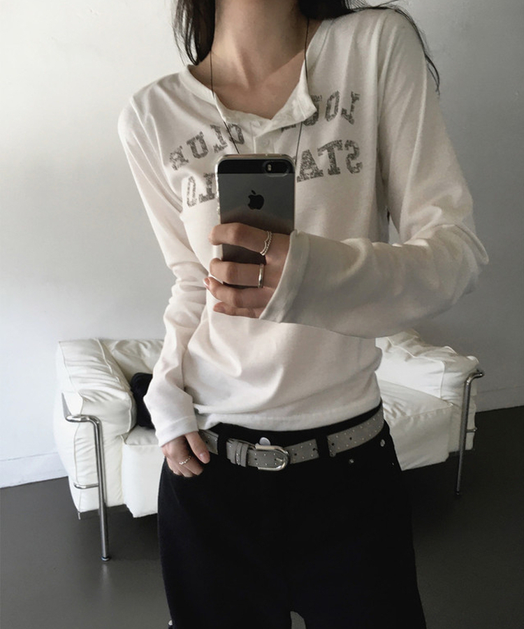 ヘンリーネックレタリング長袖Tシャツ IVORY