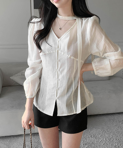 【マフラー付き】ディープボタンブラウス CREAM