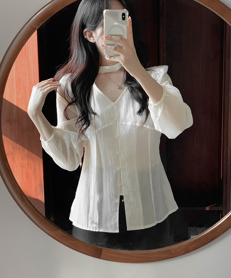 【マフラー付き】ディープボタンブラウス CREAM