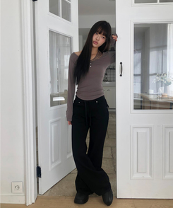 【丈別】ローライズブーツカットパンツ BLACK