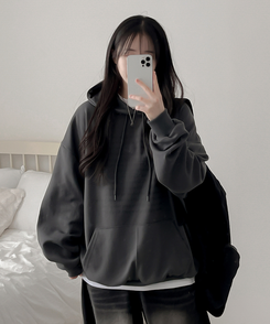 オーバーフィットポケットフードトレーナー CHARCOAL