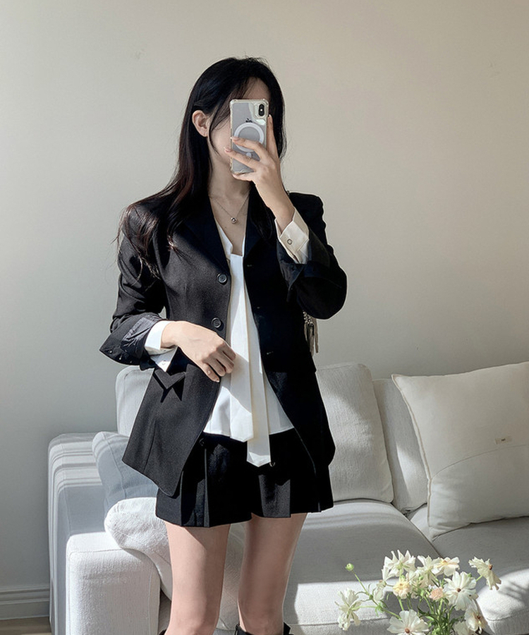 リボンタイスリムボタンブラウス IVORY