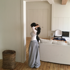 スタッズバルーンワイドトレーニングパンツ MELANGE