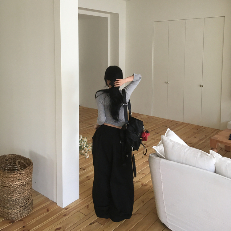 スタッズバルーンワイドトレーニングパンツ BLACK