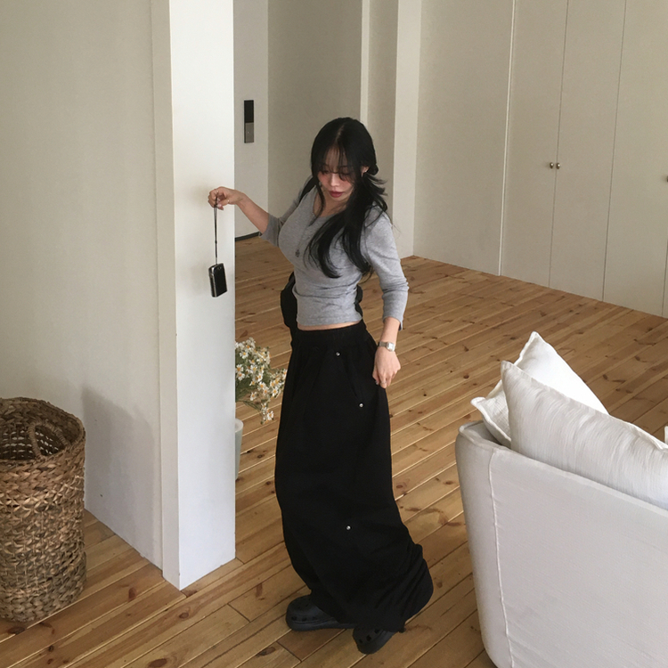 スタッズバルーンワイドトレーニングパンツ BLACK