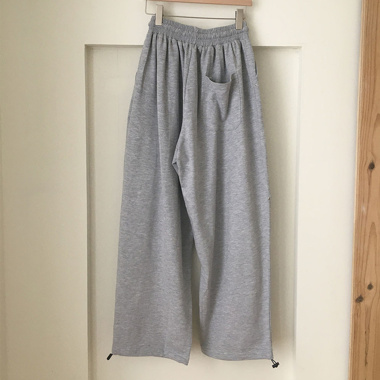 スタッズバルーンワイドトレーニングパンツ