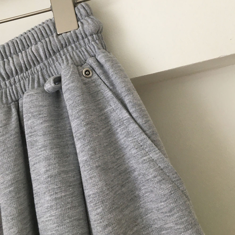 スタッズバルーンワイドトレーニングパンツ