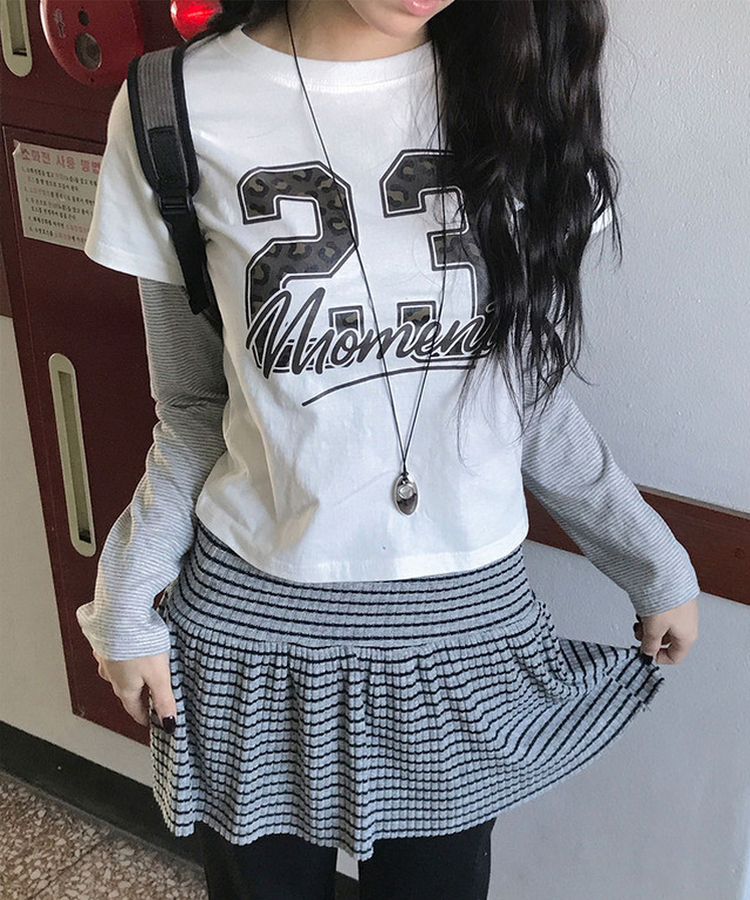일체형 다일 호피 넘버 나염 레이어드 단가라 긴팔 티셔츠 아이보리