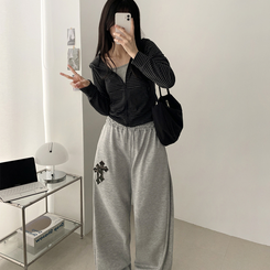 クロップドボーダージップアップ BLACK