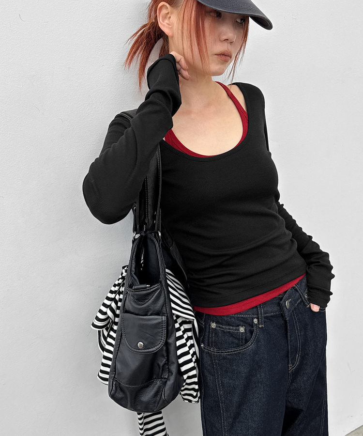 Uネックレイヤード長袖Tシャツ BLACK