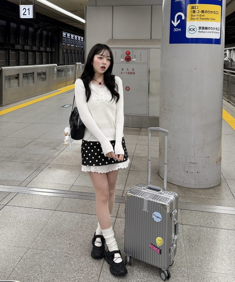 ドット柄レースフリルミニスカート｜ミニスカート｜韓国ファッション
