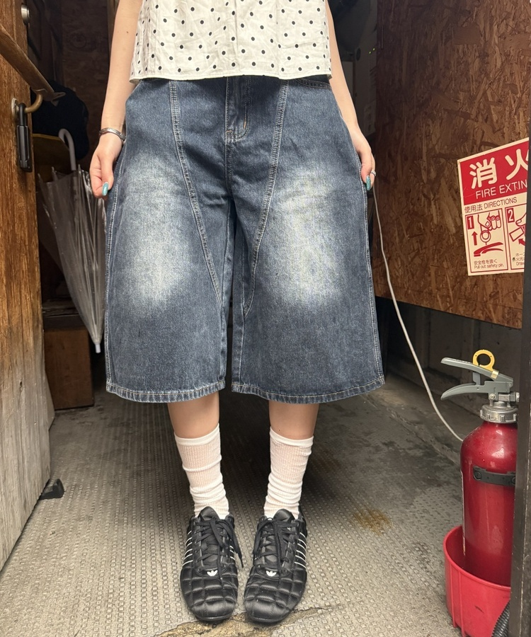 バックポイントバミューダデニム BLUE