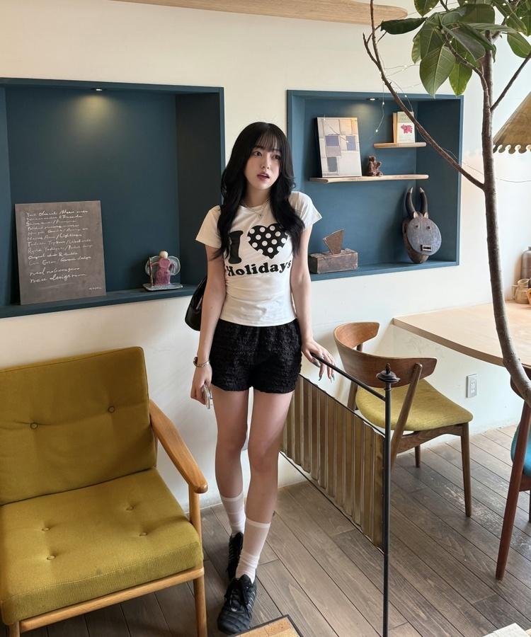 도트 프린트 반팔 티셔츠 화이트