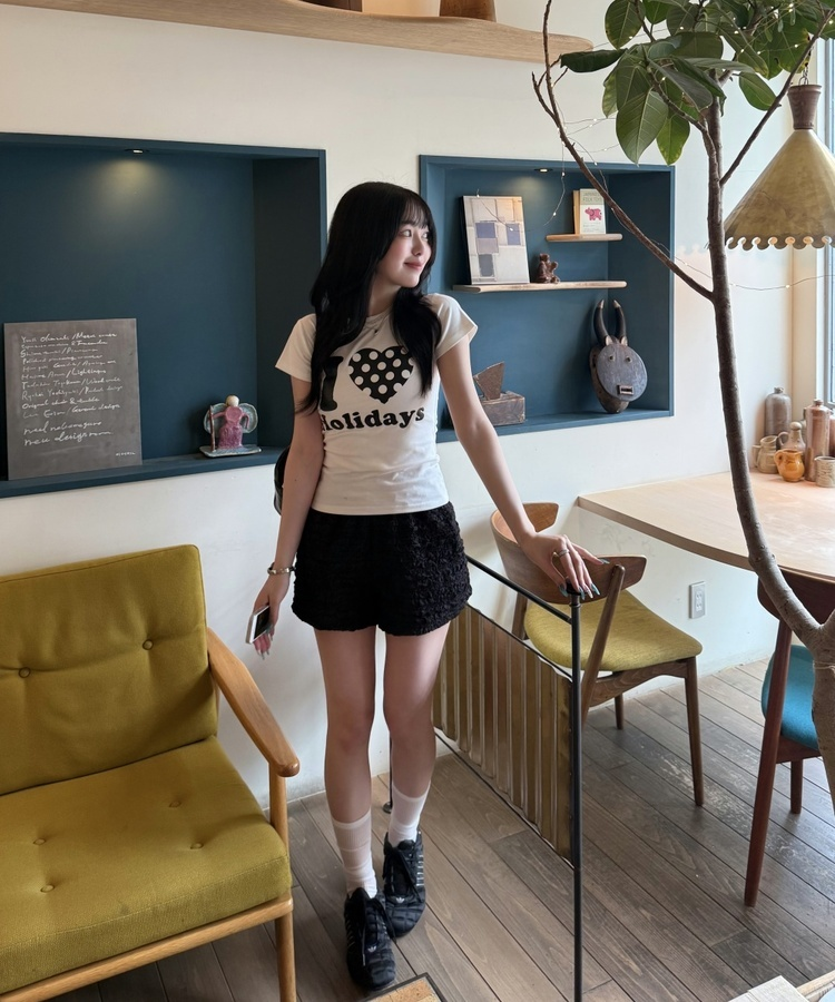 도트 프린트 반팔 티셔츠 화이트