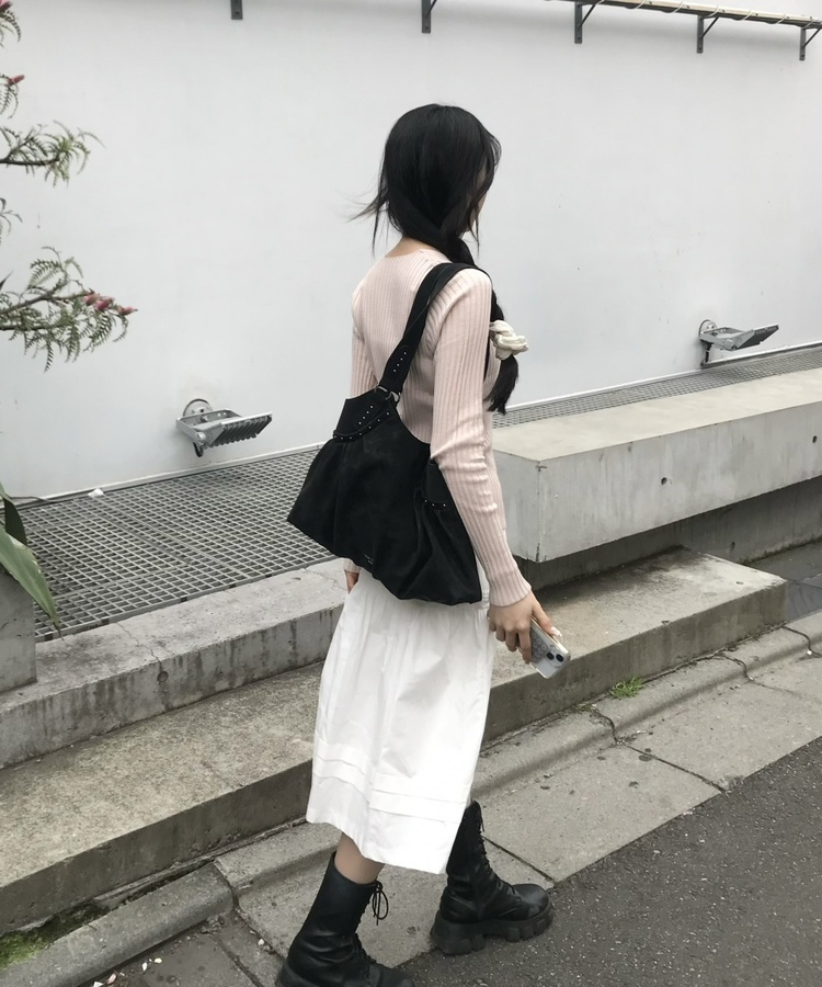 ヴィンテージスタッズシャーリングバッグ BLACK