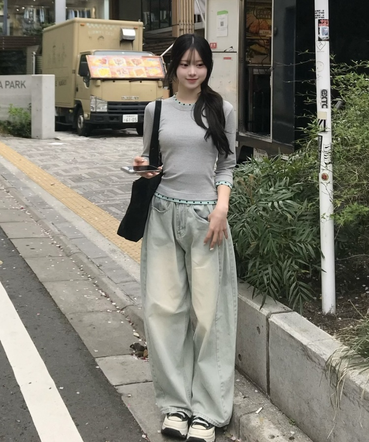ヴィンテージスタッズシャーリングバッグ BLACK