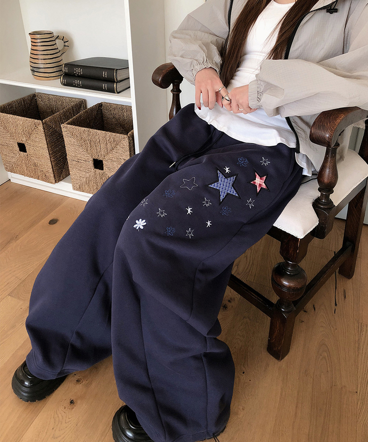 星刺繍ワイドトレーニングパンツ NAVY