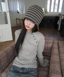 シンプル斜めボタン長袖Tシャツ MOCHA