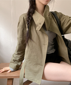 ハイネックコットンショートトレンジャケット KHAKI