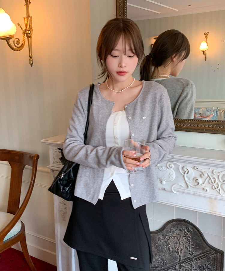 レーズスクエアネックTシャツ CREAM