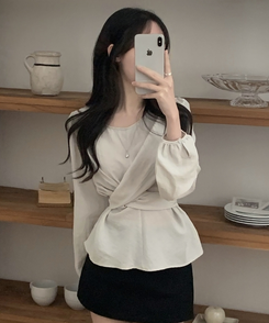 バックリボンツイストラップブラウス MINT