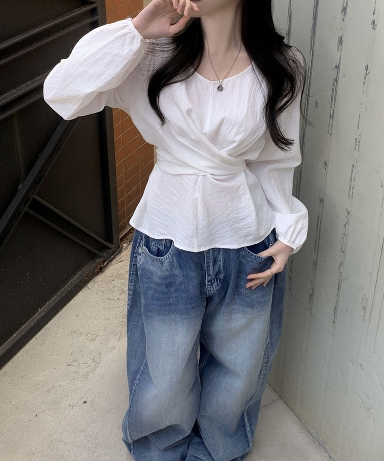 バックリボンツイストラップブラウス WHITE