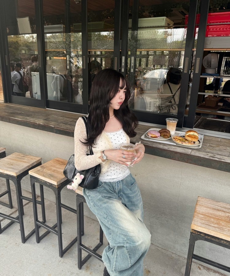 웨이브 레이스 볼레로 가디건 연베이지