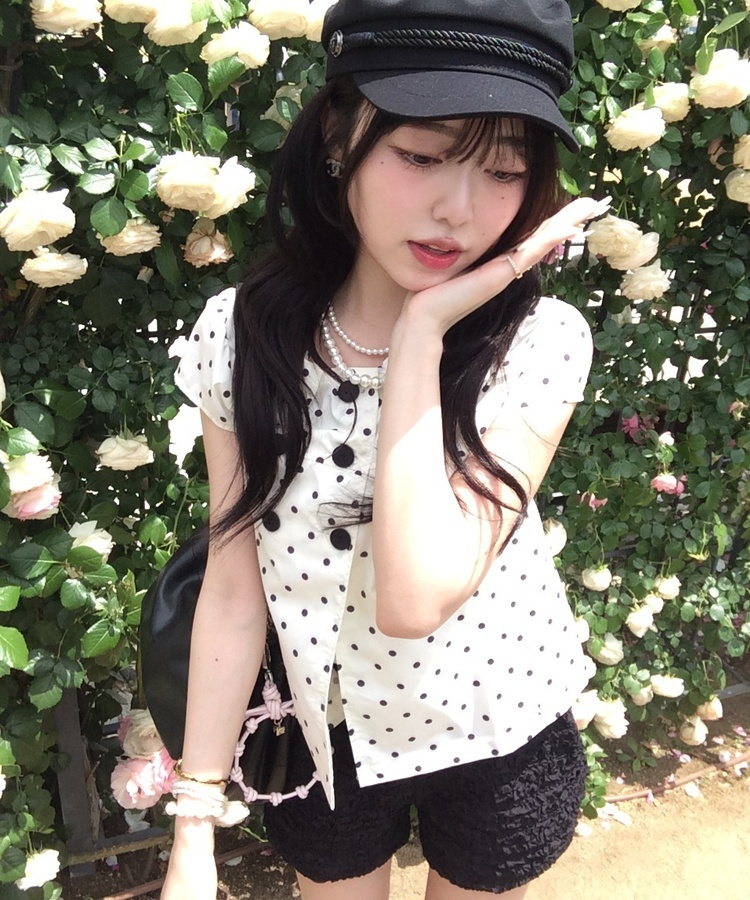 더블 버튼 도트 블라우스 아이보리