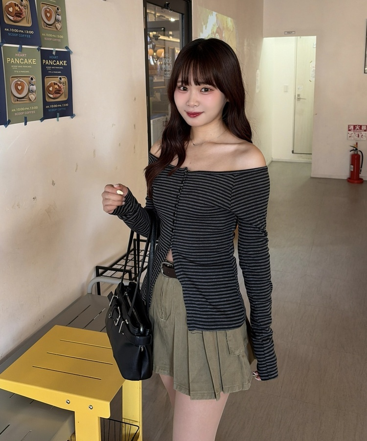 ボーダーオフショルカーディガン BLACK
