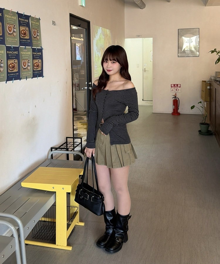 ボーダーオフショルカーディガン BLACK