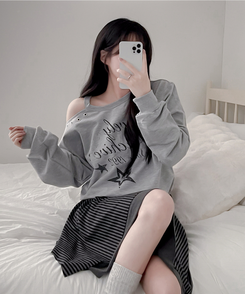 カットオフショルダートレーナー GREY