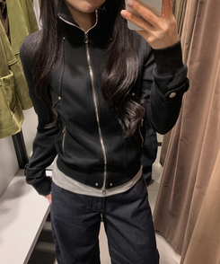 ラインピンタックジップアップジャンパー BLACK