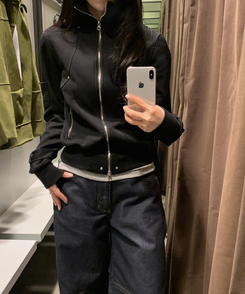 ラインピンタックジップアップジャンパー BLACK