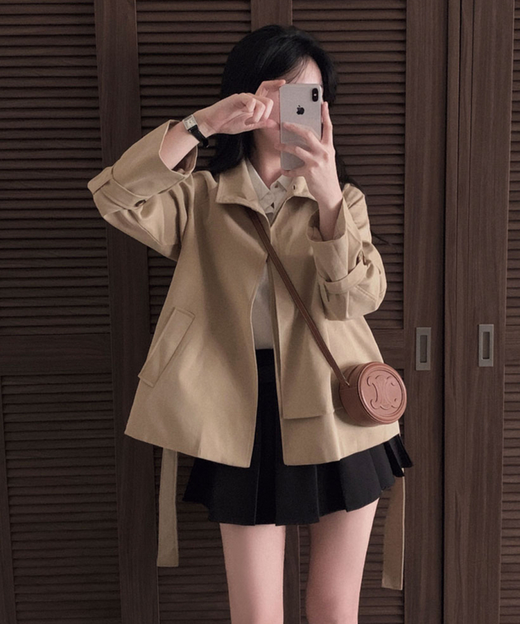 스튜디오 백버튼 하이넥 숏 트렌치 코트 자켓 진베이지