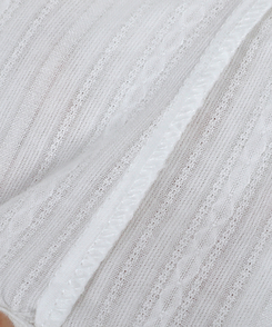 アイレットストリングブラウス