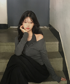 ストライプホルターネックレイヤードトップス CHARCOAL